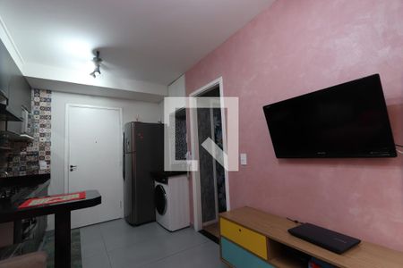 Sala de apartamento para alugar com 1 quarto, 27m² em Cidade Satélite Santa Bárbara, São Paulo