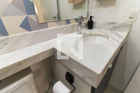 Apartamento à venda com 64m², 3 quartos e 1 vaga Apartamento à venda com 64m², 3 quartos e 1 vagaBanheiro Social