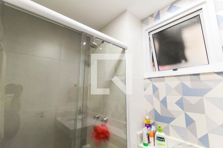 Apartamento à venda com 64m², 3 quartos e 1 vaga Apartamento à venda com 64m², 3 quartos e 1 vagaBanheiro Social
