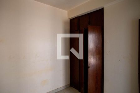 Casa à venda com 780m², 6 quartos e 5 vagas Casa à venda com 780m², 6 quartos e 5 vagasQuarto de Serviço