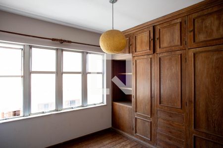 Casa à venda com 780m², 6 quartos e 5 vagas Casa à venda com 780m², 6 quartos e 5 vagasSuíte 4