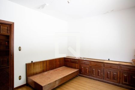 Casa à venda com 780m², 6 quartos e 5 vagas Casa à venda com 780m², 6 quartos e 5 vagasSuíte 3