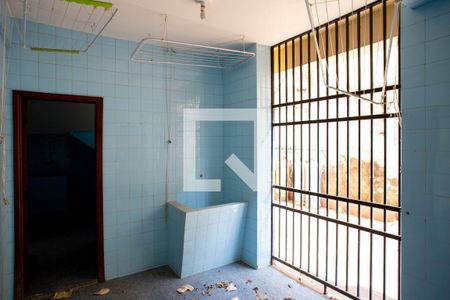 Casa à venda com 780m², 6 quartos e 5 vagas Casa à venda com 780m², 6 quartos e 5 vagasÁrea de Serviço