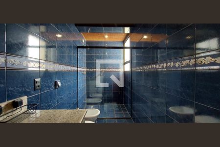 Apartamento à venda com 370m², 5 quartos e 8 vagas Apartamento à venda com 370m², 5 quartos e 8 vagasBanheiro Quarto 2 suíte