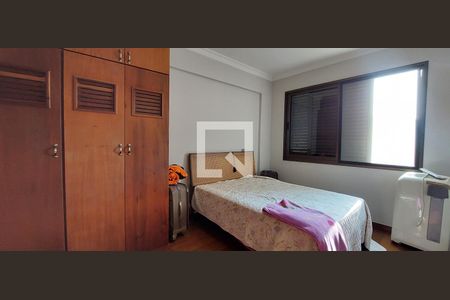 Apartamento à venda com 370m², 5 quartos e 8 vagas Apartamento à venda com 370m², 5 quartos e 8 vagasQuarto 4 suíte