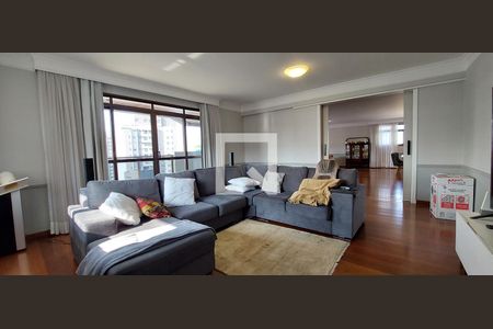 Apartamento à venda com 370m², 5 quartos e 8 vagas Apartamento à venda com 370m², 5 quartos e 8 vagasSala 2