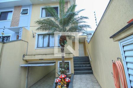 Casa à venda com 220m², 3 quartos e 4 vagas Casa à venda com 220m², 3 quartos e 4 vagasFachada da casa