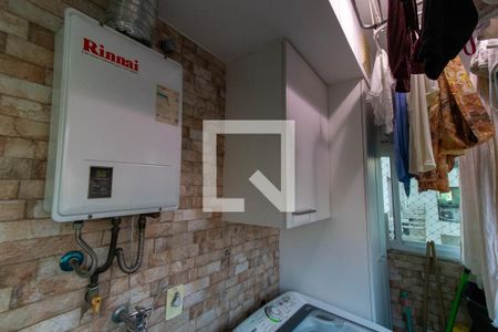 Apartamento à venda com 275m², 3 quartos e 3 vagas Apartamento à venda com 275m², 3 quartos e 3 vagasÁrea de Serviço