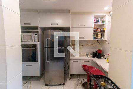 Apartamento à venda com 275m², 3 quartos e 3 vagas Apartamento à venda com 275m², 3 quartos e 3 vagasCozinha