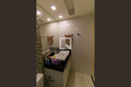Apartamento à venda com 275m², 3 quartos e 3 vagas Apartamento à venda com 275m², 3 quartos e 3 vagasBanheiro da Suíte