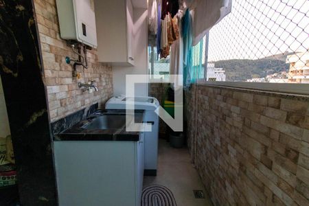 Apartamento à venda com 275m², 3 quartos e 3 vagas Apartamento à venda com 275m², 3 quartos e 3 vagasÁrea de Serviço