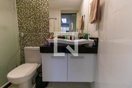 Apartamento à venda com 275m², 3 quartos e 3 vagas Apartamento à venda com 275m², 3 quartos e 3 vagasBanheiro da Suíte