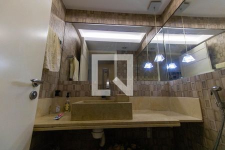 Apartamento à venda com 275m², 3 quartos e 3 vagas Apartamento à venda com 275m², 3 quartos e 3 vagasLavabo