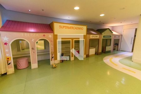 Apartamento à venda com 275m², 3 quartos e 3 vagas Apartamento à venda com 275m², 3 quartos e 3 vagasBrinquedoteca