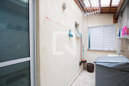 Apartamento à venda com 65m², 2 quartos e 1 vagaÁrea de serviço