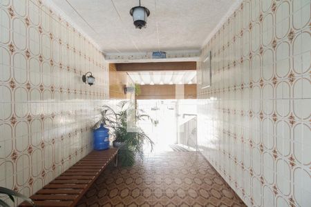 Casa à venda com 160m², 3 quartos e 3 vagas Casa à venda com 160m², 3 quartos e 3 vagasEntrada