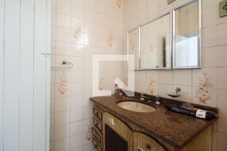 Casa à venda com 160m², 3 quartos e 3 vagas Casa à venda com 160m², 3 quartos e 3 vagasBanheiro Suíte