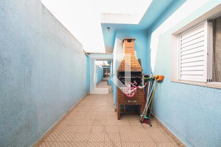Casa à venda com 160m², 3 quartos e 3 vagas Casa à venda com 160m², 3 quartos e 3 vagasChurrasqueira