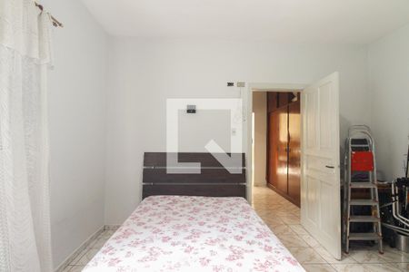 Casa à venda com 160m², 3 quartos e 3 vagas Casa à venda com 160m², 3 quartos e 3 vagasSuíte