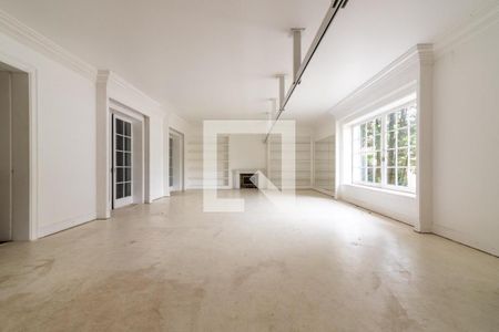 Casa à venda com 956m², 3 quartos e 6 vagas Casa à venda com 956m², 3 quartos e 6 vagasFoto 41