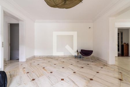 Casa à venda com 956m², 3 quartos e 6 vagas Casa à venda com 956m², 3 quartos e 6 vagasFoto 42