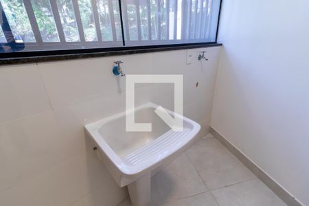 Apartamento para alugar com 40m², 2 quartos e sem vagaCozinha e Área de Serviço