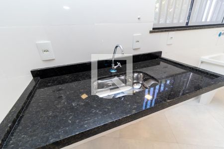 Apartamento para alugar com 40m², 2 quartos e sem vagaCozinha e Área de Serviço