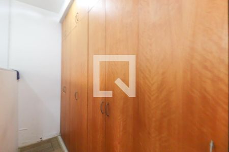 Casa à venda com 250m², 3 quartos e 3 vagas Casa à venda com 250m², 3 quartos e 3 vagasSuíte