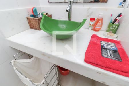 Casa à venda com 250m², 3 quartos e 3 vagas Casa à venda com 250m², 3 quartos e 3 vagasSuíte 3