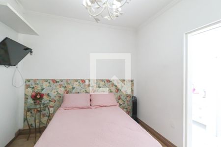 Casa à venda com 250m², 3 quartos e 3 vagas Casa à venda com 250m², 3 quartos e 3 vagasSuíte 2