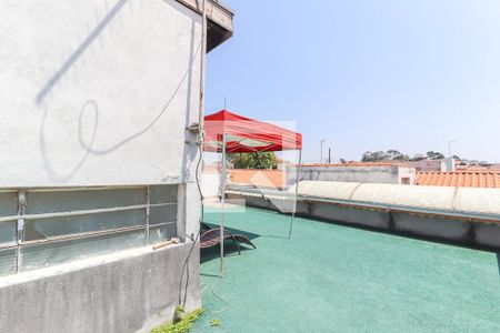 Casa à venda com 250m², 3 quartos e 3 vagas Casa à venda com 250m², 3 quartos e 3 vagasTerraço