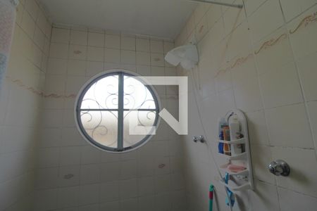 Casa à venda com 100m², 3 quartos e 2 vagasSuíte