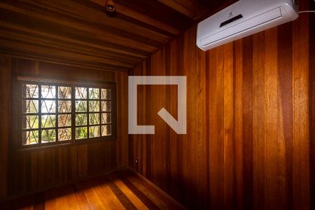 Casa à venda com 218m², 5 quartos e 1 vagaQuarto 4