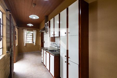 Casa à venda com 218m², 5 quartos e 1 vagaCozinha e Área de Serviço