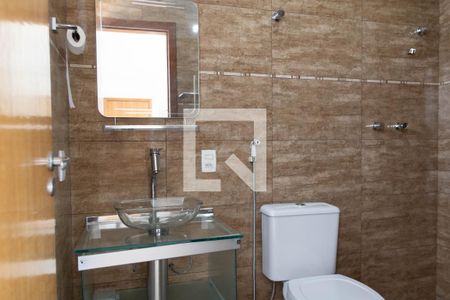 Casa à venda com 271m², 4 quartos e 3 vagas Casa à venda com 271m², 4 quartos e 3 vagasBanheiro da Suíte 2
