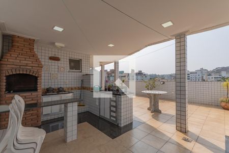 Apartamento à venda com 200m², 3 quartos e 3 vagas Apartamento à venda com 200m², 3 quartos e 3 vagasCobertura - Churrasqueira