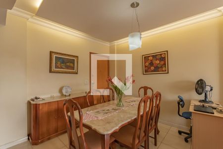 Apartamento à venda com 200m², 3 quartos e 3 vagas Apartamento à venda com 200m², 3 quartos e 3 vagasSala de Jantar