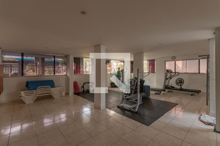 Apartamento à venda com 200m², 3 quartos e 3 vagas Apartamento à venda com 200m², 3 quartos e 3 vagasÁrea comum - Academia