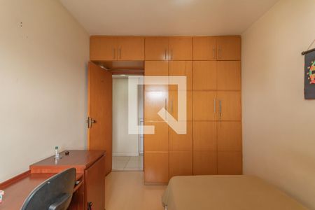 Apartamento à venda com 200m², 3 quartos e 3 vagas Apartamento à venda com 200m², 3 quartos e 3 vagasQuarto 2