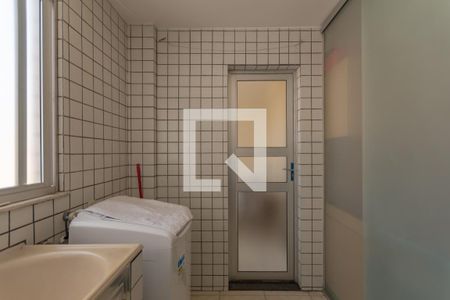 Apartamento à venda com 200m², 3 quartos e 3 vagas Apartamento à venda com 200m², 3 quartos e 3 vagasÁrea de Serviço