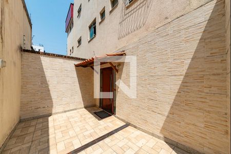 Apartamento à venda com 85m², 3 quartos e 2 vagas Apartamento à venda com 85m², 3 quartos e 2 vagasEntrada