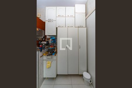 Apartamento à venda com 85m², 3 quartos e 2 vagas Apartamento à venda com 85m², 3 quartos e 2 vagasÁrea de Serviço