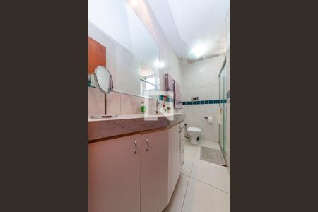 Apartamento à venda com 85m², 3 quartos e 2 vagas Apartamento à venda com 85m², 3 quartos e 2 vagasBanheiro Social