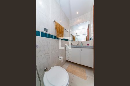 Apartamento à venda com 85m², 3 quartos e 2 vagas Apartamento à venda com 85m², 3 quartos e 2 vagasBanheiro da Suíte 1