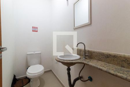 Casa à venda com 150m², 4 quartos e 2 vagas Casa à venda com 150m², 4 quartos e 2 vagaslavabo 2