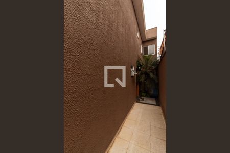 Casa à venda com 150m², 4 quartos e 2 vagas Casa à venda com 150m², 4 quartos e 2 vagasHall de entrada