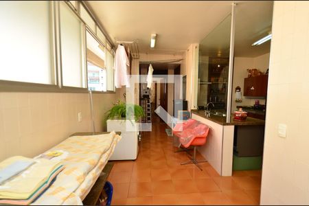 Apartamento à venda com 560m², 5 quartos e 3 vagasArea serviço