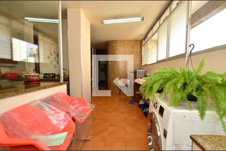 Apartamento à venda com 560m², 5 quartos e 3 vagasArea serviço