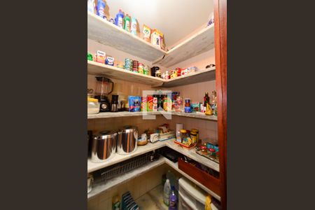 Apartamento à venda com 560m², 5 quartos e 3 vagasDespensa