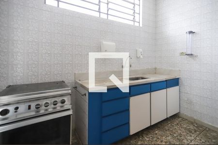 Casa à venda com 472m², 3 quartos e 4 vagas